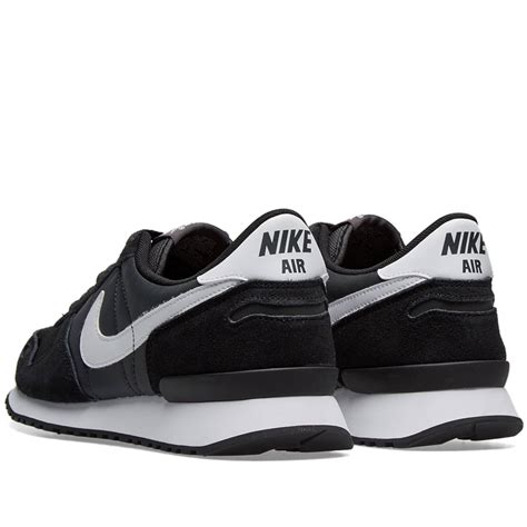 nike air vortex black and white